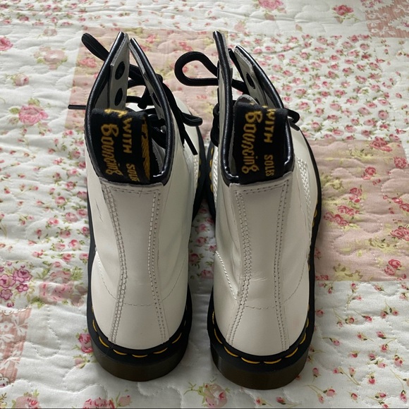 white doc martin boots - Picture 4 of 6